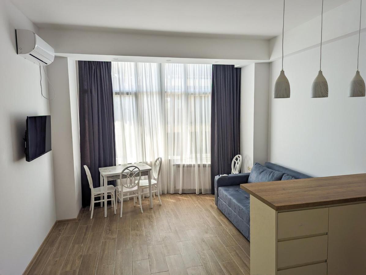 Brand New Apartment In Kʼutʼaisi Exterior foto